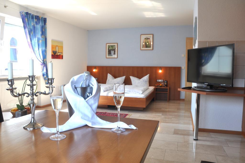 Hotel-Restaurant Mühleinsel Kenzingen Habitación foto